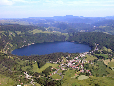 Maison de vacances �/en/au Saint-Jeure d
