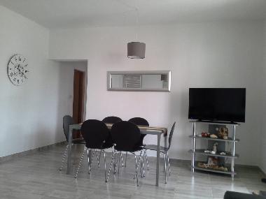 Maison de vacances /en/au Kastel Novi (Splitsko-Dalmatinska)ou appartement ou maison de vacances