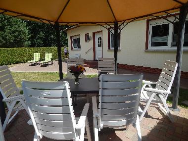 Maison de vacances /en/au Dargun (Mecklenburgische Seenplatte)ou appartement ou maison de vacances