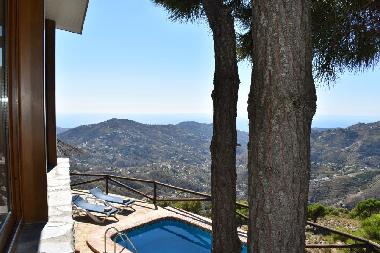 Maison de vacances �/en/au Competa (M�laga)ou appartement ou maison de vacances