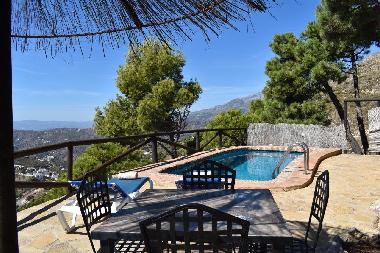 Maison de vacances �/en/au Competa (M�laga)ou appartement ou maison de vacances