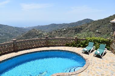 Maison de vacances /en/au Competa (Mlaga)ou appartement ou maison de vacances