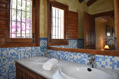 Maison de vacances /en/au Competa (Mlaga)ou appartement ou maison de vacances