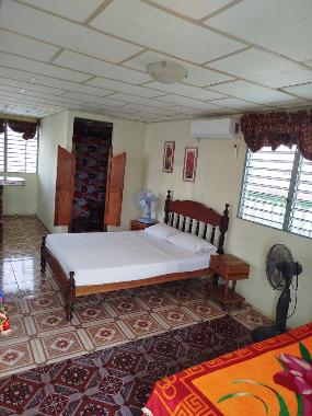 Chambre avec petit d�jeuner �/en/au Santa Clara (Villa Clara)ou appartement ou maison de vacances