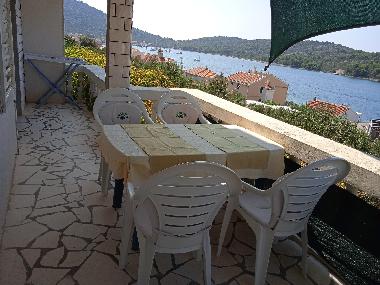 Appartement de vacances �/en/au Kaprije island /ideal for Families-Groups (Sibensko-Kninska)ou appartement ou maison de vacances